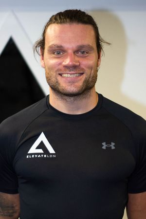Luke Donovan, boxing and strength coach at Elevate LDN